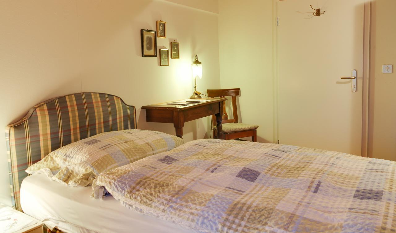 Ustria Crusch Alva Bed and Breakfast Tavanasa Esterno foto